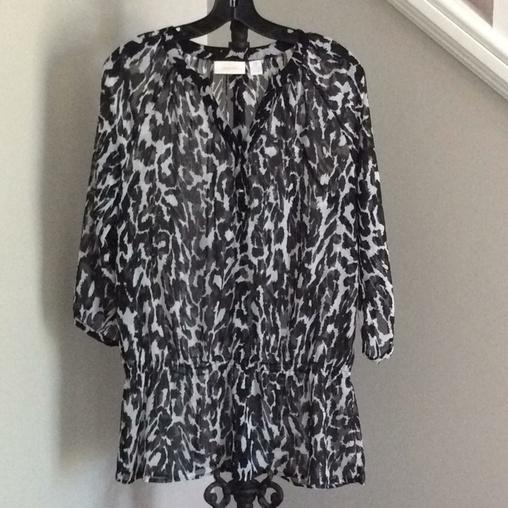Chico’s black and white tunic top